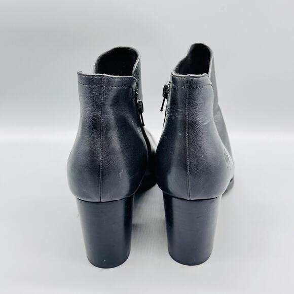 Born Boots Womens 9 Black Leather Ankle Booties Round Toe Block Heel Zip Comfort - Picture 7 of 12